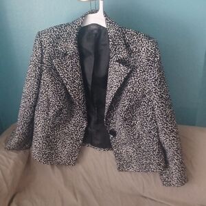 Liz Claiborne Black and White Patterned Blazer
